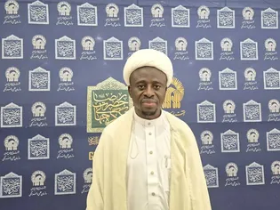 الارتباط الوثيق بين السيرة الرضوية ونموذج حكم القائد الشهيد