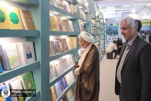 بازدید شخصیت&zwnj;ها از غرفه آستان قدس رضوی در نمایشگاه کتاب تهران