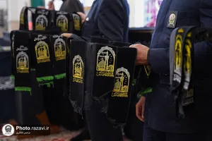 عزاداری نوجوانان اردو زبان در حرم مطهر رضوی
