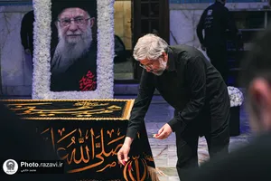 آماده سازی قبر مطهر رهبر شهید انقلاب