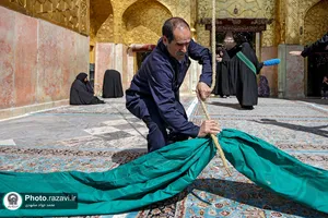 نصب کتیبه&zwnj;های ولادتی امام رضا علیه&zwnj;السلام در دهه کرامت