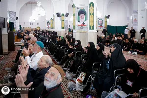 تشرف کاروان زیارتی معین الضعفا به حرم مطهر رضوی