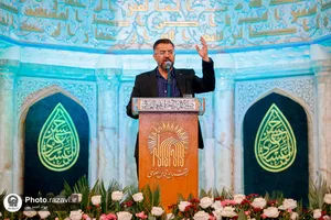 حال و هوای حرم مطهر رضوی در شب میلاد امام حسن عسکری علیه&zwnj;السلام