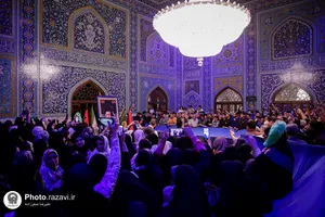 مرثیه سرایی و حماسه خوانی در جوار مزار رهبر شهید انقلاب
