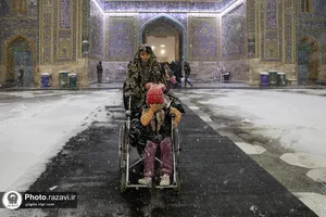بارش برف پاییزی در حرم مطهر رضوی