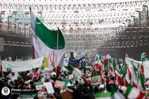 راهپیمایی پرشکوه 22 بهمن در مشهد-٢