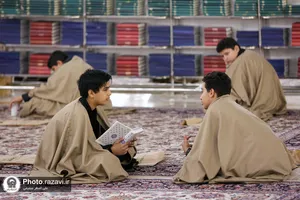 تجمع حافظان قرآن در حمایت از قرآن کریم