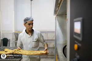 راه&zwnj;اندازی نانوایی مهمانسرای حضرت رضا(علیه&zwnj;السلام)