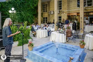 آیین رونمایی کتاب &laquo;این&zwnj;جا جای خوابیدن نیست&raquo;