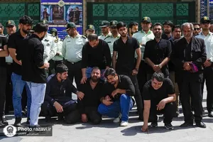 تشییع پیکر شهید مهدی گلشاهی در حرم مطهر رضوی