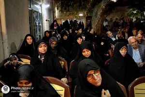 آیین رونمایی کتاب &laquo;شیشه&zwnj;های ترک&zwnj;خورده&raquo; باحضور تولیت آستان قدس رضوی
