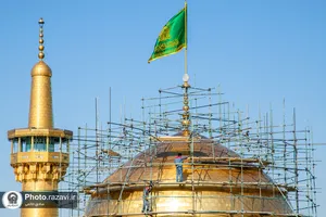 تنظیف گنبد مطهر حرم امام رضا علیه&zwnj;السلام
