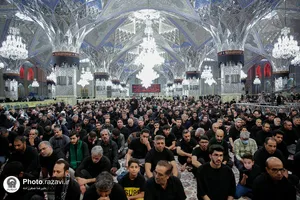 مراسم مقتل خوانی روز عاشورا در حرم مطهر رضوی