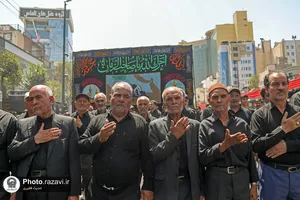 حضور دسته های عزاداری در خیابان&zwnj;های منتهی به حرم مطهر رضوی