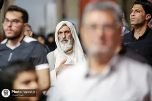 مراسم عزاداری دهه اول محرم زائران غیر ایرانی در حرم مطهر رضوی