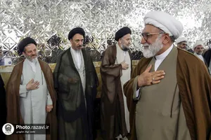نشست جمعی از اساتید و فضلای حوزه علمیه خراسان با تولیت آستان قدس رضوی