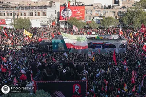 تشییع پیکر رهبر شهید انقلاب در مشهد مقدس-3