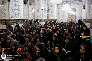 تشرف کاروان زائرین پیاده نیشابور به حرم مطهر رضوی