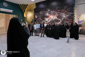 بازدید جمعی از پرستاران از بخش&zwnj;های مختلف حرم امام رضا علیه&zwnj;السلام
