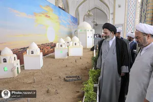 بازدید نماینده ولی&zwnj;فقیه در امور حج و زیارت از نمایشگاه &laquo;در آستان بقیع&raquo;