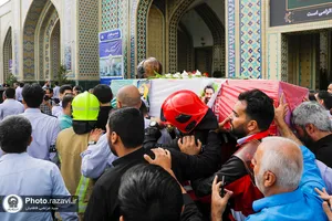 تشییع پیکر رضا فخریان در حرم مطهر رضوی
