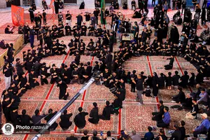 عزاداری سنتی شب دوم محرم در &laquo;حسینیه حرم&raquo;
