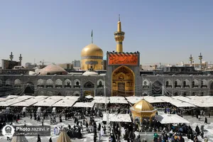 نصب کتیبه&zwnj;های ولادت پیامبر اکرم در حرم مطهر رضوی