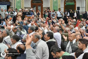 تشرف کاروان پیاده قافله عشق و انتظار استان البرز به حرم مطهر رضوی
