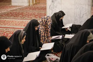 تشرف دانشجویان جدیدالورود پزشکی و پیراپزشکی به حرم مطهر رضوی