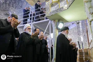 اقامه نماز جمعه در ظهر عاشورا و طنین لبیک یا قرآن درپی هتک حرمت به قرآن