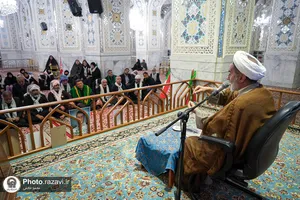 تشرف خانواده شهدای جنگ رمضان استان خوزستان به حرم امام رضا علیه&zwnj;السلام
