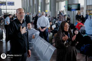 بدرقه کاروان خدام حرم مطهر رضوی در ایستگاه راه آهن شهید رئیسی مشهد

