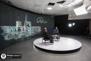 شب شعر ذره و خورشید