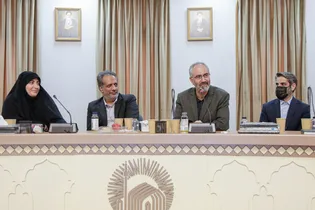 نشست هم‌اندیشی «رهبر شهید و کتاب»