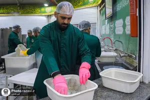 حضور هیئت عشاق الحسن شاهچراغ در چایخانه حضرت