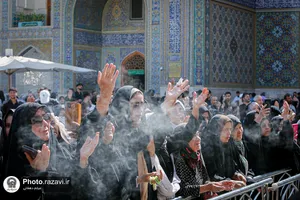 تشرف کاروان زیارتی معین الضعفا به حرم مطهر رضوی