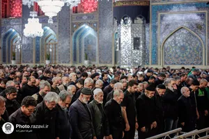 اقامه نماز ظهر عاشورا در حرم مطهر رضوی