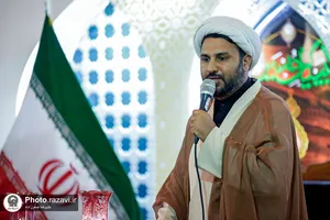 عزاداری نوجوانان اردو زبان در حرم مطهر رضوی