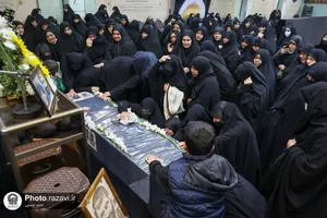 تشییع پیکر همسر سردار شهید عبدالحسین برونسی در مشهد