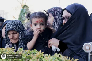 اجتماع دلدادگان اربعین در حرم مطهر رضوی