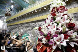آیین تعویض پرچم گنبد و پوش ضریح مطهر حضرت رضا علیه&zwnj;السلام به مناسبت حلول ماه ربیع&zwnj;الاول