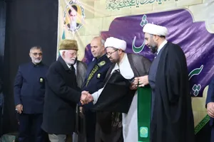 تجلیل از ۱۴ ذاکر اهل بیت در اولین همایش پیرغلامان رضوی در اردبیل