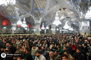 وداع زائران حرم رضوی با 5 شهید مدافع حرم در شام شهادت حضرت موسی بن جعفر علیه السلام