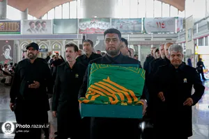 بدرقه کاروان خدام حرم مطهر رضوی در ایستگاه راه آهن شهید رئیسی مشهد
