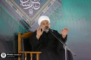 مراسم چهارپایه&zwnj;خوانی کشورهای جهان اسلام در حرم مطهر رضوی