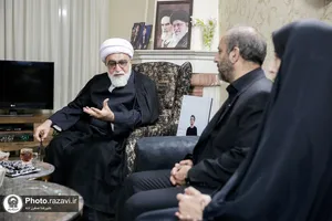 دیدار تولیت آستان قدس رضوی با خانواده شهدای حملات تروریستی رژیم صهیونیستی