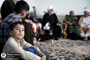 دیدار تولیت آستان قدس رضوی با خانواده شهید مسلم جاویدی مهر و جانباز حسن شکفته در قوچان