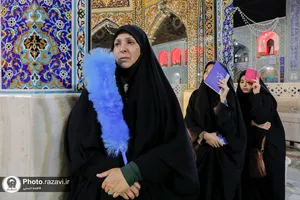 خدمت&zwnj;رسانی به زائران بارگاه منور رضوی در شبهای قدر