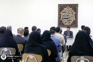 بازدید کارکنان حرم مطهر از شرکت فرش آستان قدس رضوی
