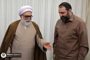 حضور تولیت آستان قدس رضوی در منزل سردار شهید نور علی شوشتری